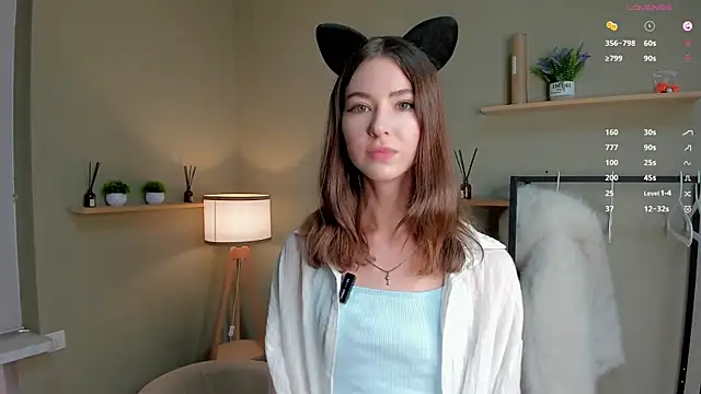 Snapshot of Peaches_Peaches chatting on May 2026 04:36:02 PM Peaches Peaches online show from May 2026 04:36:02 PM
