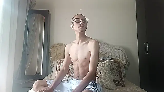 Snapshot of Oliver_Goldberg chatting on April 2026 02:19:01 PM Oliver Goldberg online show from April 2026 02:19:01 PM