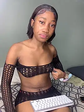 Petite BUNNYWORXXX online show from April 2026 12:56:01 AM