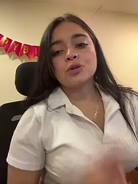 Snapshot of Selene__Ferrer chatting on May 2026 04:04:02 PM Selene Ferrer online show from May 2026 04:04:02 PM