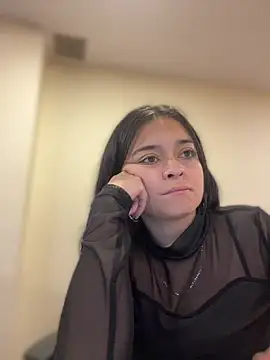 Snapshot of Selene__Ferrer chatting on June 2026 01:23:02 PM Selene Ferrer online show from June 2026 01:23:02 PM
