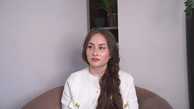 Snapshot of LarueRehling chatting on April 2026 10:32:01 AM LarueRehling online show from April 2026 10:32:01 AM