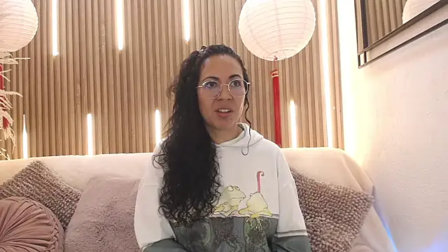 Velvet Curly online show from June 2026 12:44:02 PM