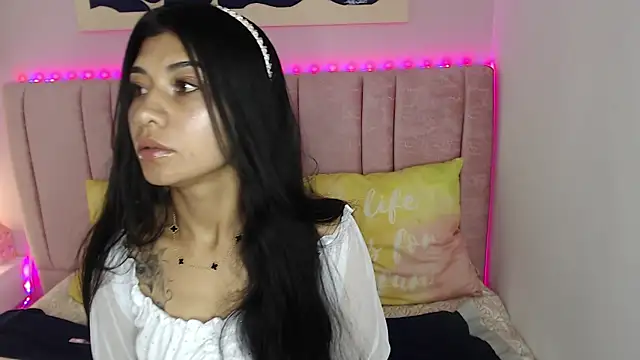 Snapshot of Shamel_Brm chatting on May 2026 12:11:02 PM Shamel Brm online show from May 2026 12:11:02 PM
