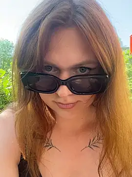 Snapshot of SweetLikaaa chatting on May 2026 04:26:01 PM SweetLikaaa online show from May 2026 04:26:01 PM