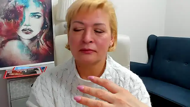 Snapshot of luna_xfantasy chatting on April 2026 07:03:01 AM luna xfantasy online show from April 2026 07:03:01 AM