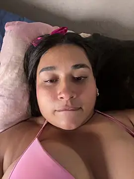 Snapshot of Cotton_angel chatting on April 2026 05:49:02 AM Cotton angel online show from April 2026 05:49:02 AM