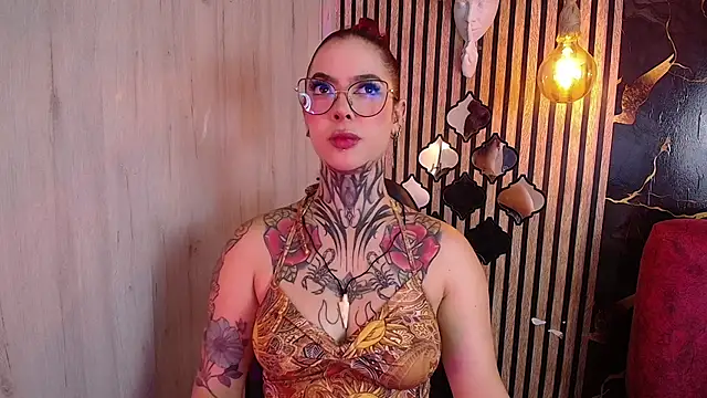 Snapshot of Atenea_Red chatting on June 2026 08:52:02 PM Atenea Red online show from June 2026 08:52:02 PM
