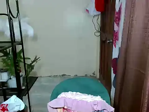 Snapshot of sweetriccum chatting on April 2026 06:20:02 AM sweetriccum online show from April 2026 06:20:02 AM