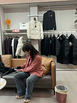 laolao2588 online show from April 2026 05:25:01 AM