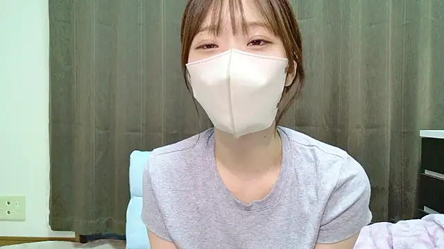 Snapshot of rei_0707 chatting on April 2026 12:51:02 PM rei 0707 online show from April 2026 12:51:02 PM