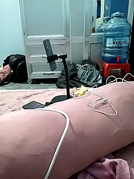 Snapshot of Labury chatting on April 2026 03:29:02 AM Labury online show from April 2026 03:29:02 AM