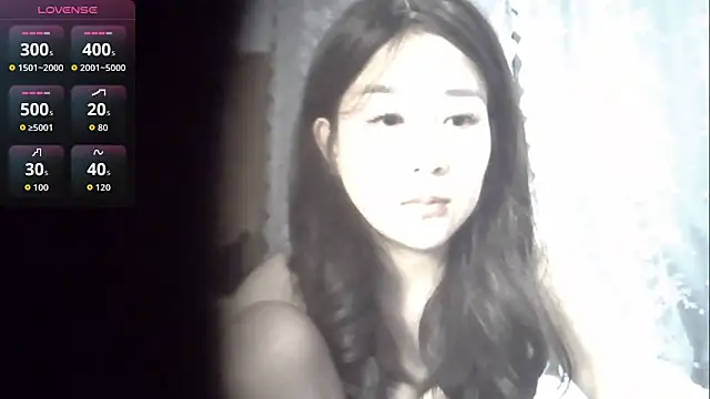 baiyueguang66 online show from April 2026 12:32:01 PM