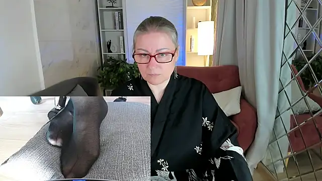 Alexandra Kind online show from May 2026 01:52:01 PM