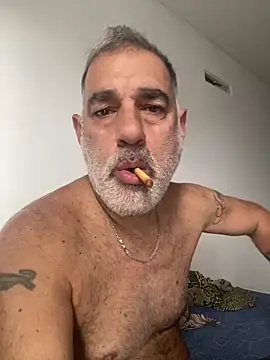 Snapshot of Calamar70 chatting on April 2026 01:40:01 PM Calamar70 online show from April 2026 01:40:01 PM