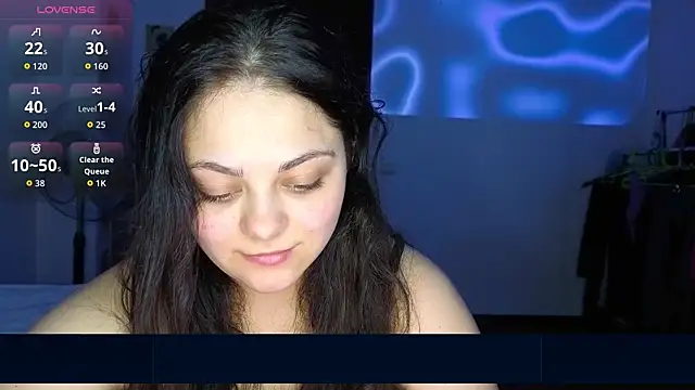 Snapshot of _Mikky_lil_ chatting on July 2026 08:52:02 PM Mikky lil online show from July 2026 08:52:02 PM