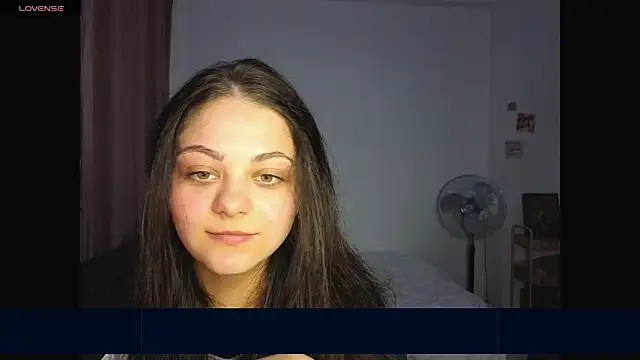 Snapshot of _Mikky_lil_ chatting on July 2026 06:29:01 PM Mikky lil online show from July 2026 06:29:01 PM