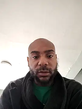 awwbabyyes77 online show from May 2026 12:02:01 PM