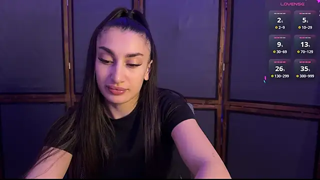 Snapshot of MyNaomi chatting on June 2026 09:30:01 PM MyNaomi online show from June 2026 09:30:01 PM