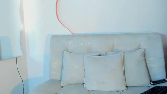 Aohomlester  online show from May 2026 01:08:01 PM