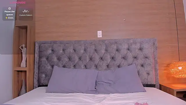Snapshot of flamin_ chatting on June 2026 04:37:01 AM flamin online show from June 2026 04:37:01 AM