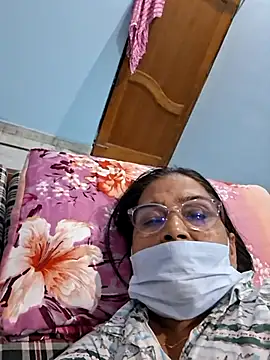 Shalini3456 online show from May 2026 06:09:01 PM