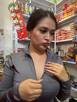 Snapshot of Sara_fun chatting on February 2026 08:19:02 PM Sara fun online show from February 2026 08:19:02 PM