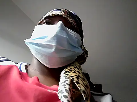 Ninah   online show from April 2026 08:09:02 PM