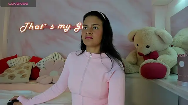 Snapshot of Marilyn_Mulata chatting on May 2026 09:45:01 PM Marilyn Mulata online show from May 2026 09:45:01 PM