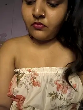 Snapshot of PunkTiling chatting on April 2026 01:53:01 AM PunkTiling online show from April 2026 01:53:01 AM