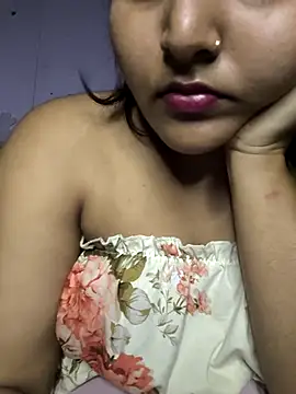 Snapshot of PunkTiling chatting on April 2026 02:51:02 AM PunkTiling online show from April 2026 02:51:02 AM