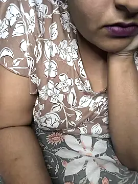 Snapshot of PunkTiling chatting on May 2026 07:00:01 PM PunkTiling online show from May 2026 07:00:01 PM