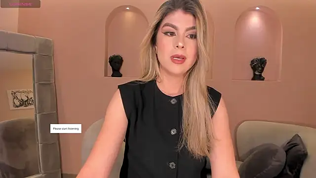 MiaSilvaX online show from May 2026 10:53:02 AM