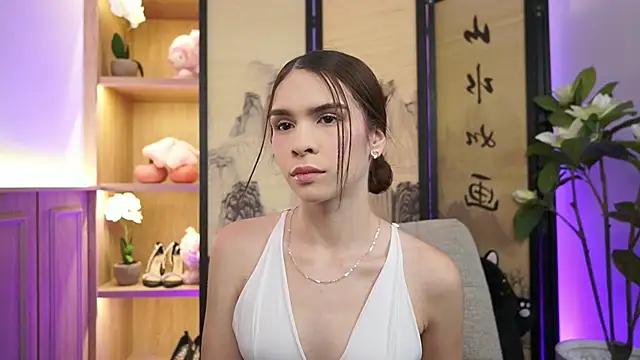AlinaBennet  online show from July 2026 11:38:01 AM
