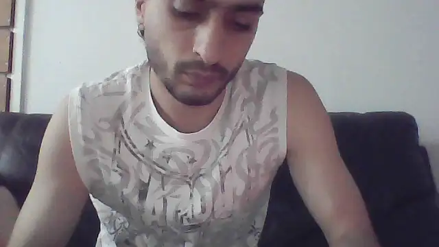 secrettwinke online show from April 2026 08:25:02 PM