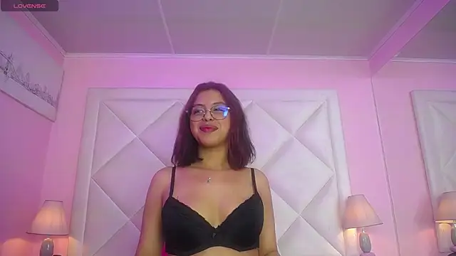 Snapshot of Tinaa_Monroe chatting on June 2026 07:20:01 AM Tinaa Monroe online show from June 2026 07:20:01 AM