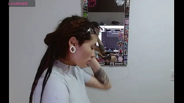Snapshot of giulietta_monsalve chatting on May 2026 02:02:01 PM giulietta monsalve online show from May 2026 02:02:01 PM
