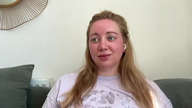 arielsweetieee online show from June 2026 09:36:02 AM