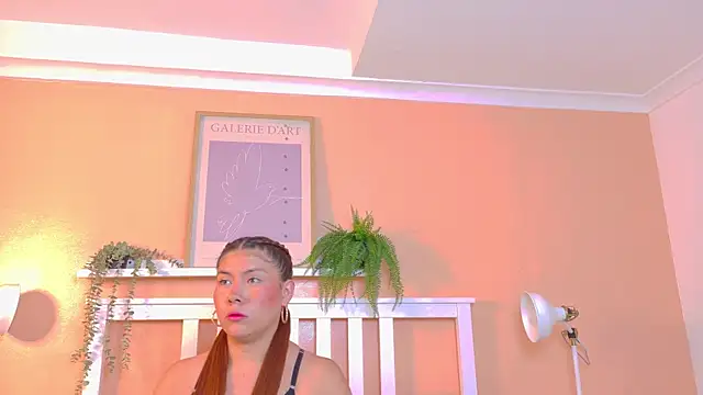 SofiaDiamond  online show from April 2026 07:23:01 PM