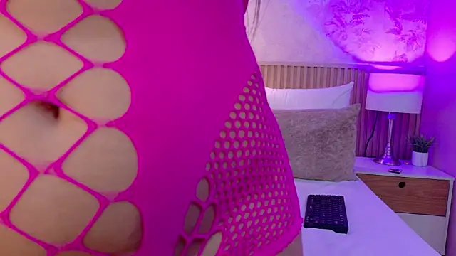 Darcy glow  online show from April 2026 01:41:02 PM