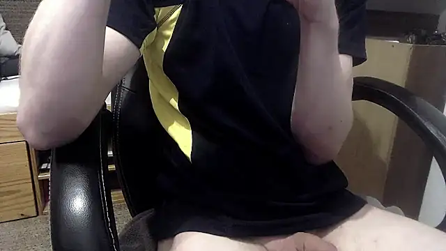 Milkyman7 online show from June 2026 07:49:01 PM