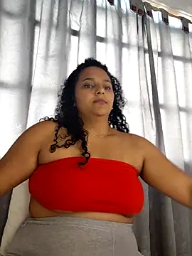 Snapshot of manuboobss chatting on May 2026 02:45:01 PM manuboobss online show from May 2026 02:45:01 PM