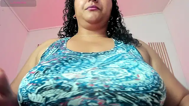 Snapshot of manuboobss chatting on May 2026 06:47:02 PM manuboobss online show from May 2026 06:47:02 PM