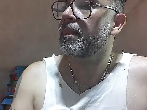 Snapshot of CarlossexVen chatting on May 2026 03:29:02 PM CarlossexVen online show from May 2026 03:29:02 PM