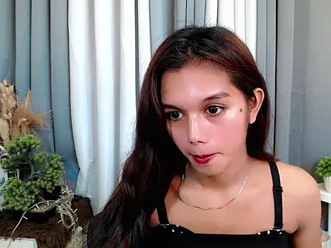 Snapshot of marie_castro chatting on May 2026 03:22:01 AM marie castro online show from May 2026 03:22:01 AM
