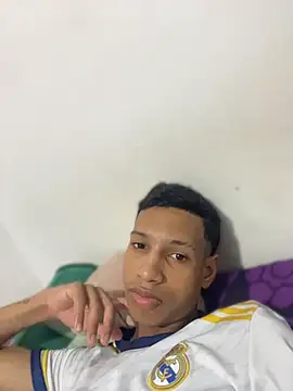 Perezjose19 online show from April 2026 09:07:02 PM