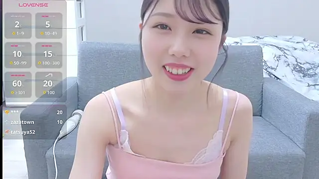 Snapshot of Minamina2 chatting on June 2026 11:09:02 PM Minamina2 online show from June 2026 11:09:02 PM