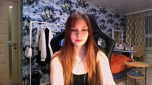 Snapshot of Princess_Mira chatting on June 2026 06:38:01 PM Princess Mira online show from June 2026 06:38:01 PM