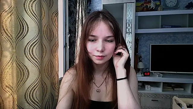 Snapshot of Princess_Mira chatting on July 2026 10:39:01 AM Princess Mira online show from July 2026 10:39:01 AM