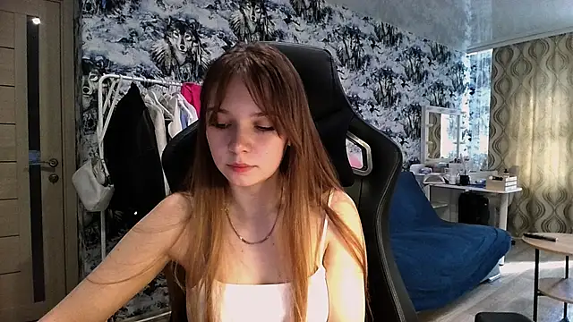 Snapshot of Princess_Mira chatting on July 2026 10:02:01 AM Princess Mira online show from July 2026 10:02:01 AM